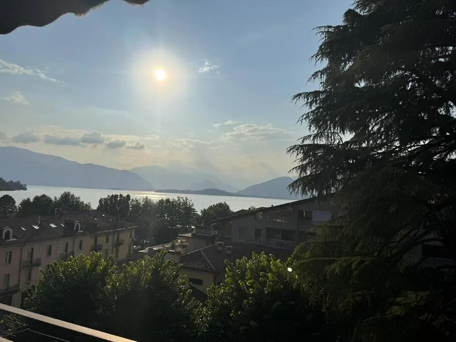 La Casa Di Alberto Lake View Laveno 0*,  Ιταλία