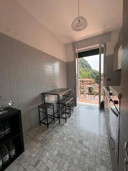 La Casa Di Alberto Lake View Laveno 0*,  Ιταλία